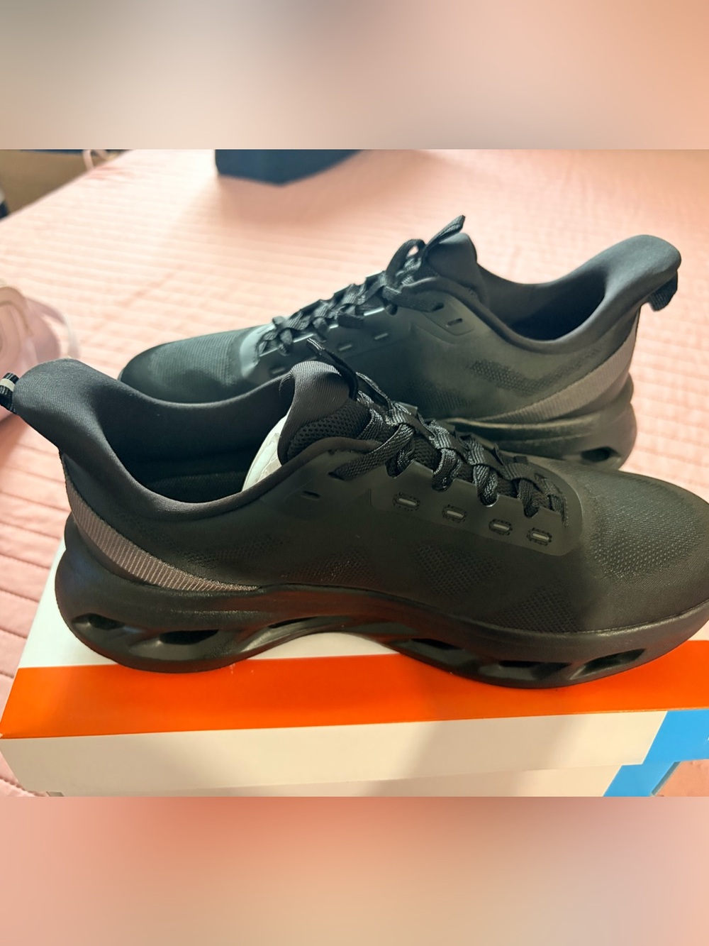 Women's Black Cushion-Flow Performance Sneakers